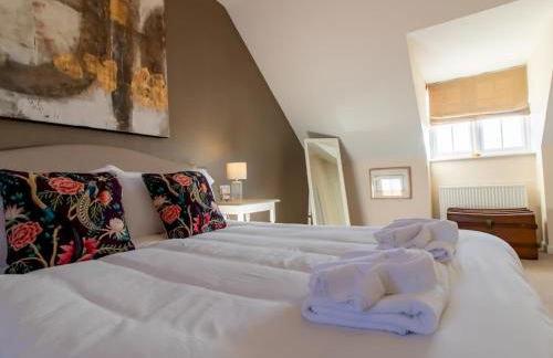 Charming 4-Bedroom Home in the Heart of Coxhoe - Pass the Keys - Foto 14