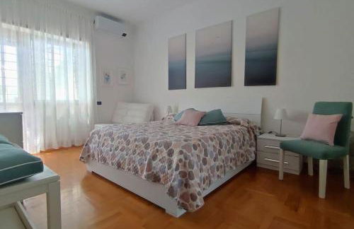 EUR Mostacciano Bilocale vicino IFO - Photo 2