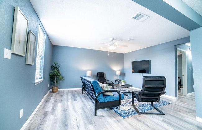 Fascinating 2BR 1BA Near Festive DT and Riverwalk - Foto 4