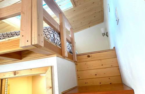 Sunshine Tiny Studio and Loft Close to Downtown - Foto 13