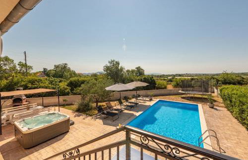 New! Holiday Home Tina with pool - Foto 2