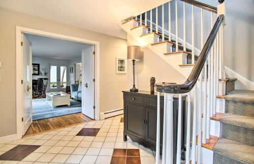 Deck and Grill, Walk to Beaches! Falmouth Retreat - Foto 47