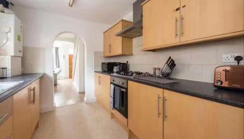 Bright 3-Bedroom in Prime Area - Foto 2