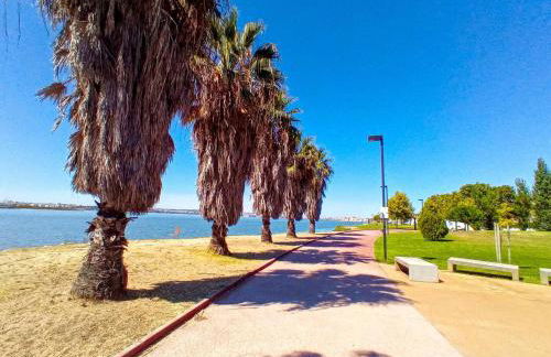 Lisbon South Bank Charming Pool Duplex & Garden BBK - Foto 27