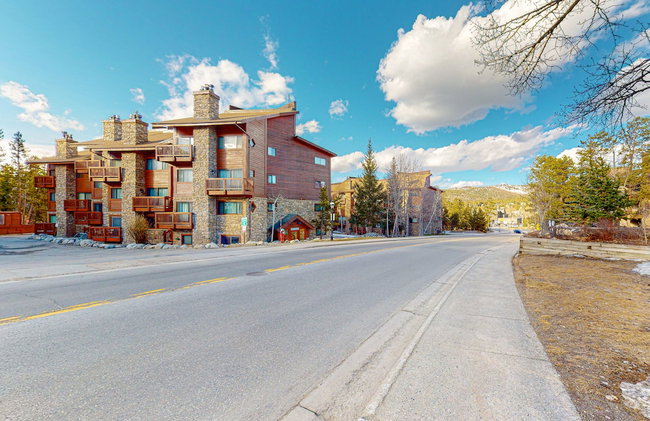 Pine Ridge Condominiums - Photo 79