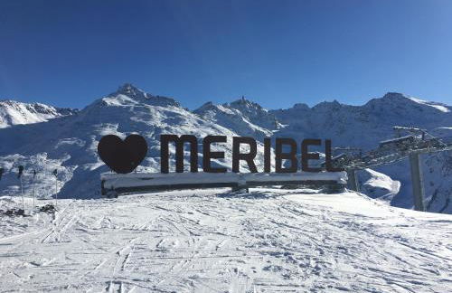 Skis aux pieds IN-OUT, Linge inclus, Parking et WIFI gratuits, proche du centre et tout confort, Mont Vallon Lodge Méribel Mottaret - Foto 29