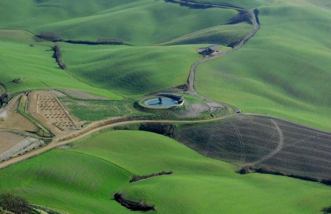 Tuscany Family Country Home - Photo 30