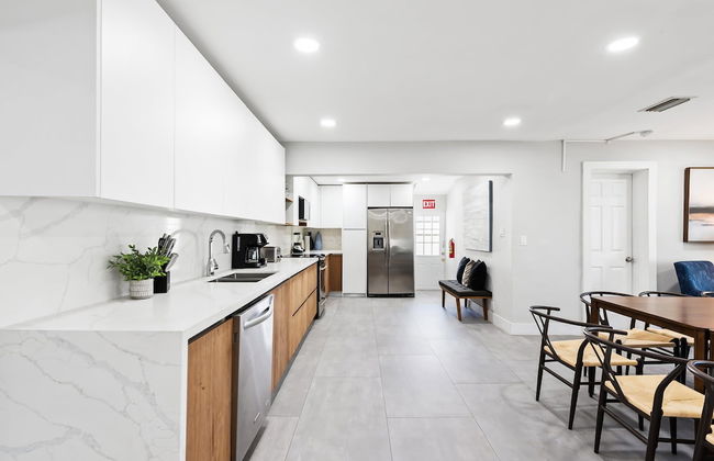 6 BR With Heated Pool Close to Beach - Foto 54