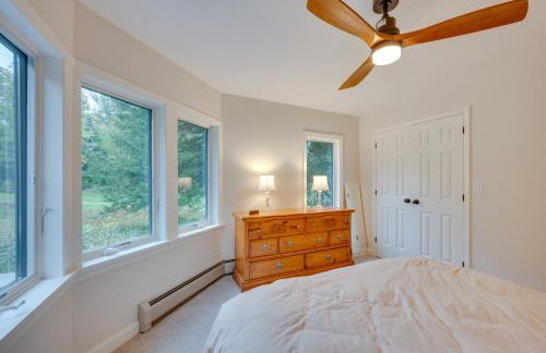 Ski-in Condo with Hot Tub on Burke Mtn Slopes! - Foto 28