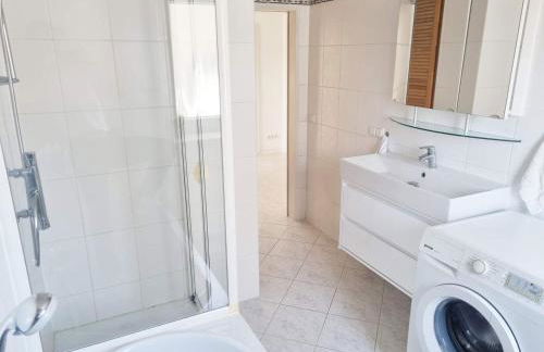 Fully equipped Apartment with big balcony and cozy living room - Foto 9