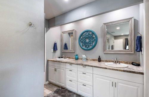 Punta Gorda Paradise 3BR with Water Views & Pool - Foto 32