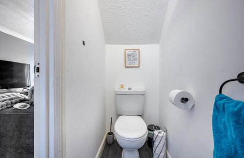 Cozy 2-Bed Home in Middleton - Foto 7