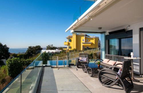 Modern Villa with Sea & River View Pool and Gym. - Foto 20