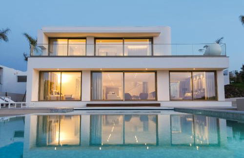 Peralta Beach - Award Winning Exquisite Dream Villa with Infinity Pool - Foto 26