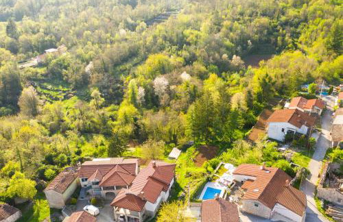 Captain's Villa with Swimming Pool - Photo 50