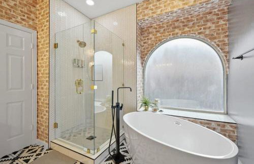 Stylish Spacious Convenient - 6-BD 2 5-BA + Pool - Foto 24