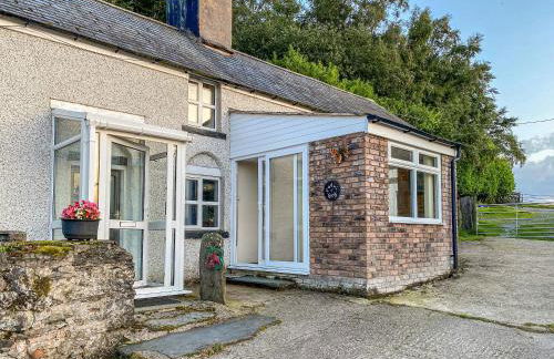Fedwr Gog Cottage - Photo 1