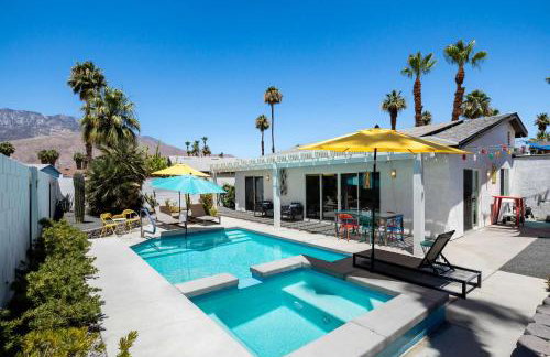 Demuth Park Desert Oasis - Pool - Tiki Room - Foto 2