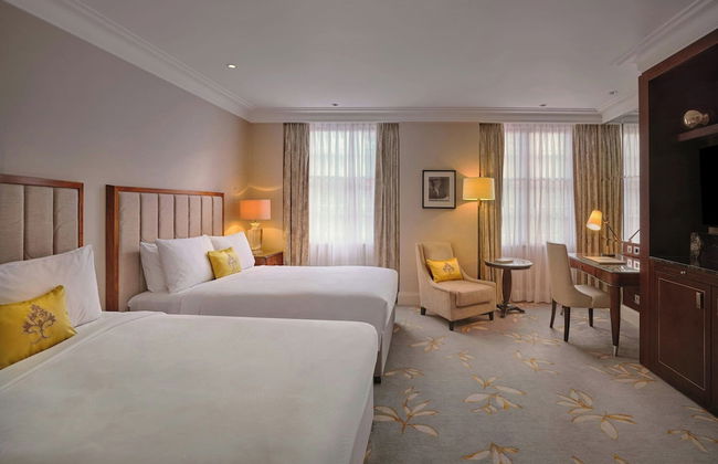 Grosvenor House Suites - Photo 21