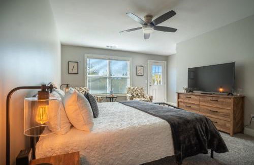 Par-Tee Haus I- Game Room & Hot Tub-Walk to Helen - Foto 22