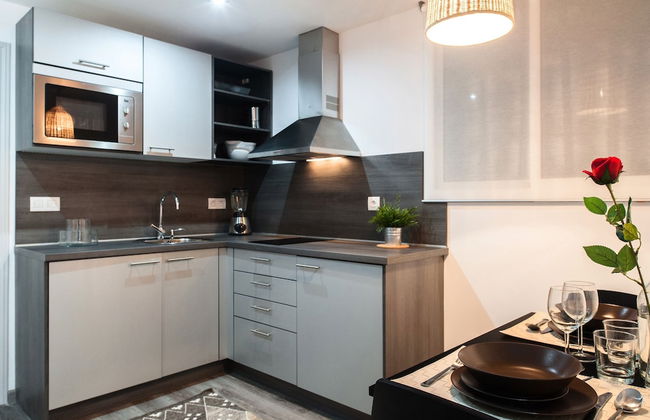 Mercedes Heritage Barcelona Apartments - Photo 51