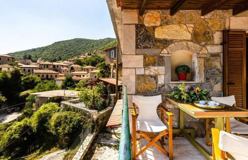 Stemnitsa Stone Residence - Comfy Mountain Getaway - Photo 39