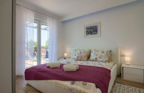 Luxury Villa with extra heated pool with hydromassage, biliard near town center and beach by WiiBuk - Foto 47