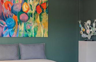 Boutique Saline Apartments - Green - Photo 4