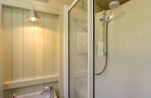 Blackthorn - Photo 12