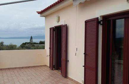 Avia, house with privillaged view, 100 meters from the sea - Photo 13