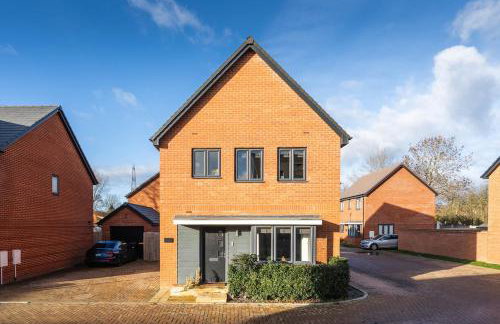 3 Bedroom House - Sleeps 8 - Driveway Parking - Foto 59