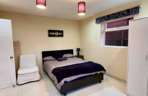 6 Bedroom Spacious villa, Free Parking - Foto 13