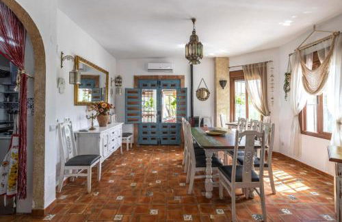 Villa Malaga con Jacuzzi Piscina vallada Barbacoa By AndaraHolidays - Foto 30