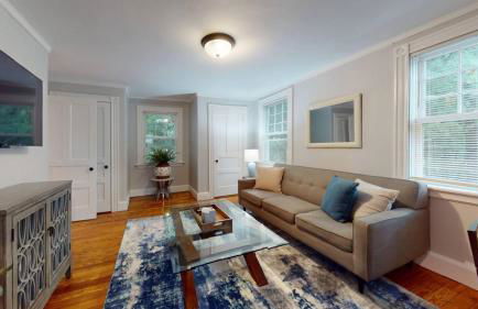 Renovated, Victorian, In-Unit Laundry & Kitchen - Foto 2