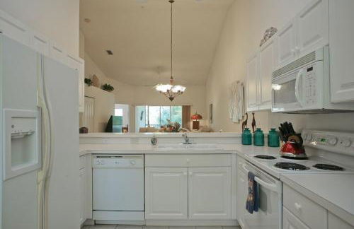 Golf course views - 2BR, 2nd floor condo - Heritage Oaks - Foto 5