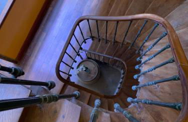 Grands Gîtes de charme avec jardin, lieu calme et paisible en plein coeur d'Arbois, linge inclu, lits faits à l'arrivée et ménage en fin de séjour - Foto 26