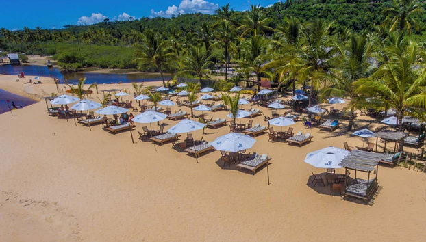 O Beach Club, onde você passará o dia