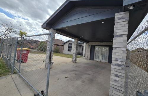 Home close to spacex, starbase and airport - Foto 34