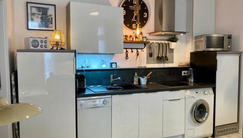 Living at Saarpartments - AdultsOnly - Business & Holiday Homes with Kitchen for Long- and Short Term stay, 3 min to St Johanner Markt and Points of Interest - Foto 3