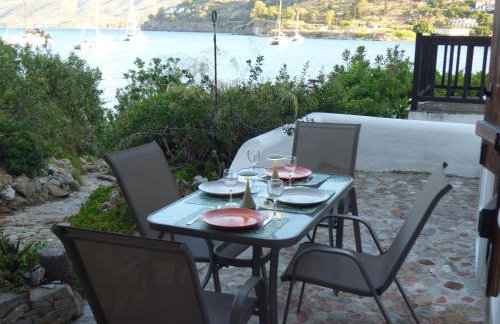 Villa Mimosa Poros Beachfront Apartment - Foto 3
