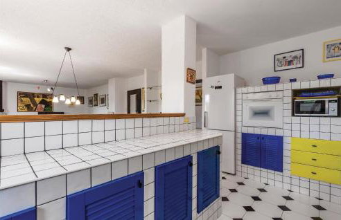 4 Bedroom Gorgeous Home In Jurdani - Photo 30