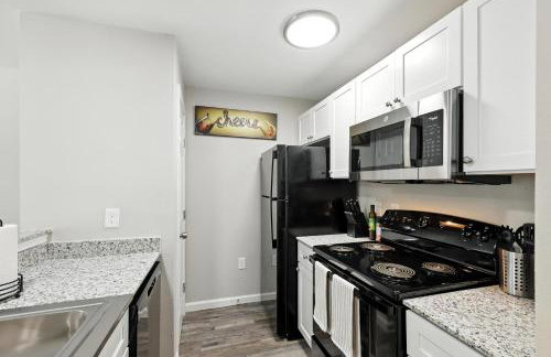 10 mins from downtown Dallas pool & gym - Foto 9