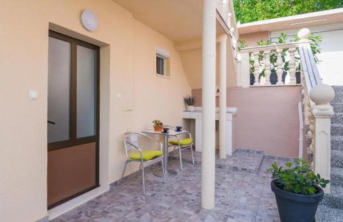 Amazing Apartment In Obrovac Sinjski - Foto 21