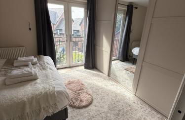 Cosy 4BR house, West Didsbury, bars and restaurants close by, Free Parking, Sleeps 8 - Photo 35