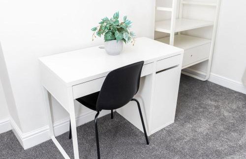 A stylish home in Sheffield - Photo 8