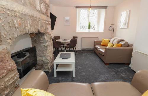 Memorial Building - Photo 67