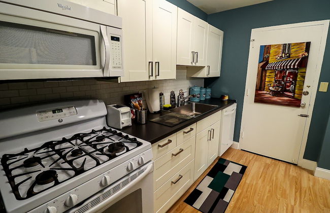 Perfect DTWN Condo with King beds - Foto 52