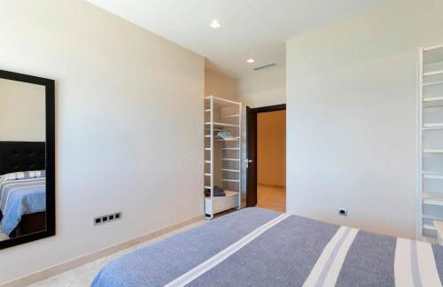 Villa Irene, Large First Line Villa wíth amazing sea- and coast views and large private swimming pool! - Photo 51