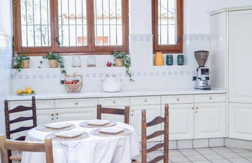 Castillo Meng - Foto 14