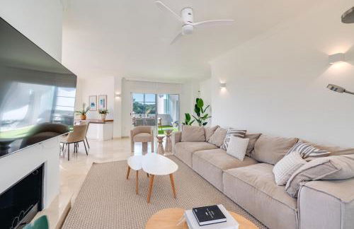 VACATION MARBELLA I Villa Azahar Retreat, Paradise for Golfers, Private Heated Pool, Close to the Best Beaches and High-end Restaurants - Photo 15